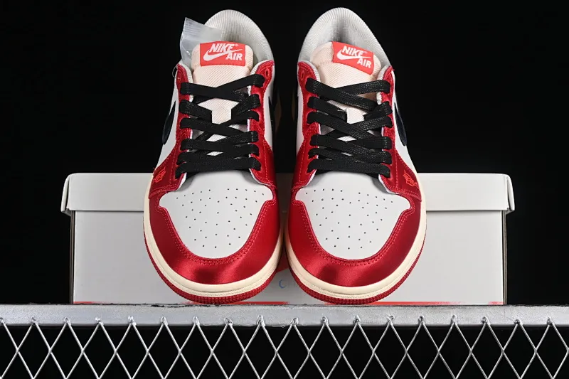 All categories Air Jordan Jordan series basketball shoes Air Jordan 1 Low Z version Trophy Room x Jordan 1 Low OG "Away" AJ1 Joe 1 black and red low-top cultural casual sneakers FN0432-100